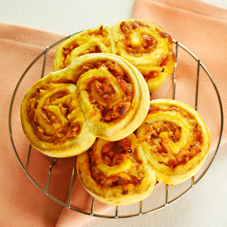 Ham & Cheese Pizza Scrolls